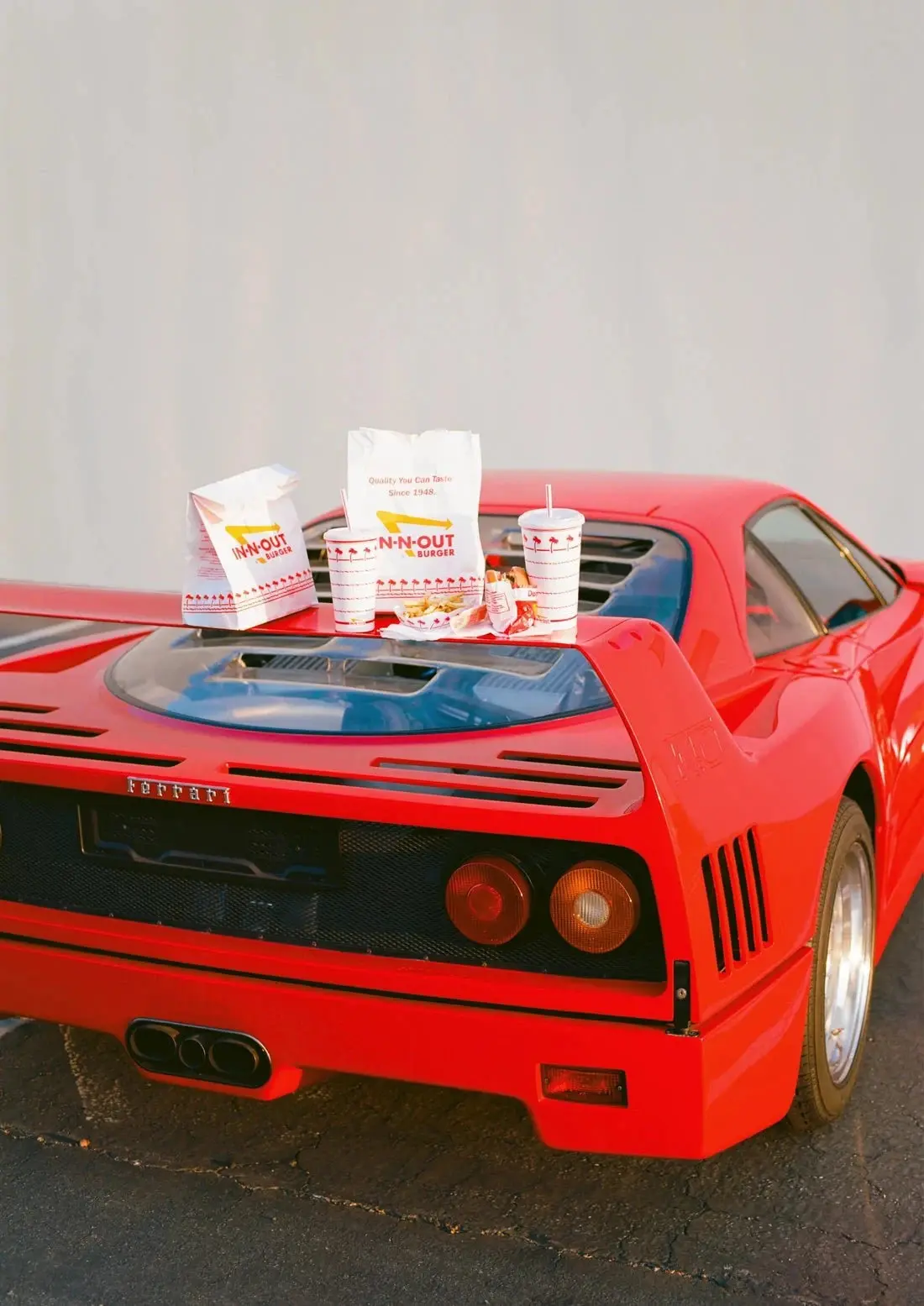 Ferrari F40 x In N Out - Image 2